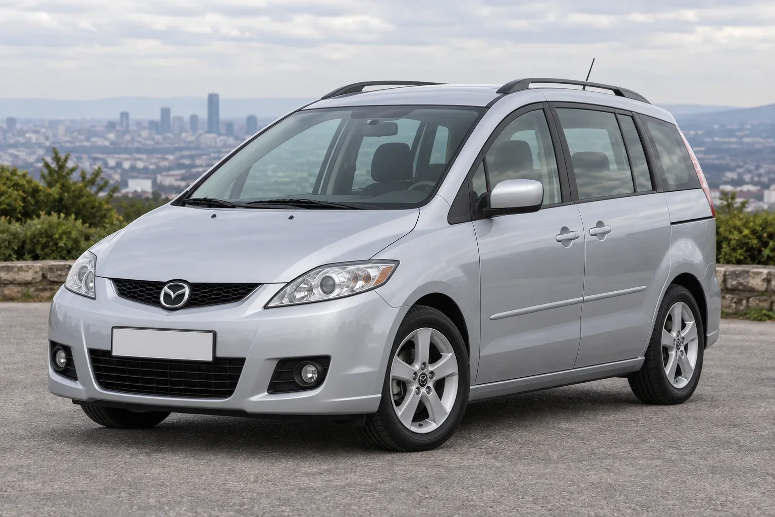 Mazda 5 / CR — сгенерированная иллюстрация модели при дневном освещении