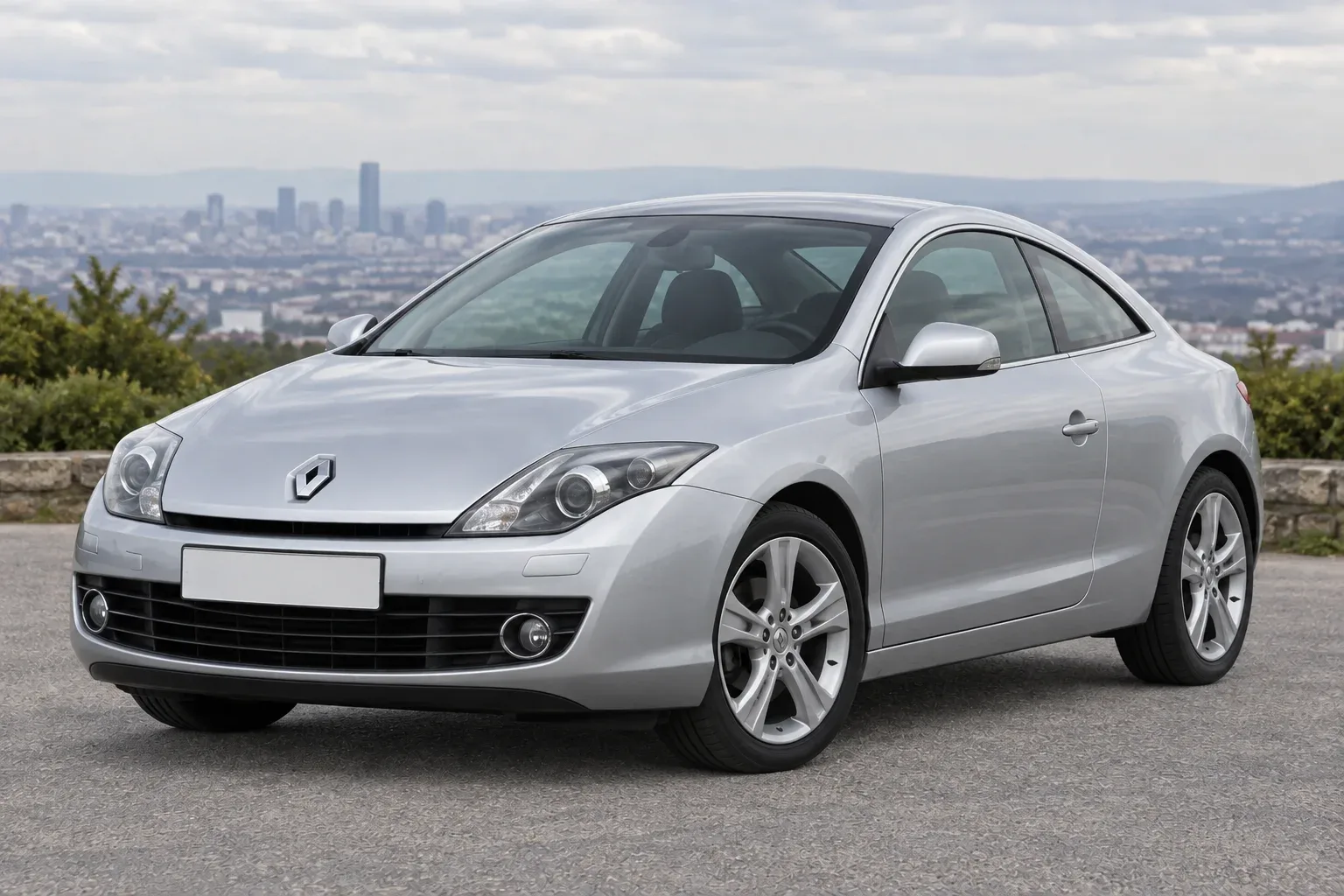 Renault Laguna Coupe — сгенерированная иллюстрация модели при дневном освещении