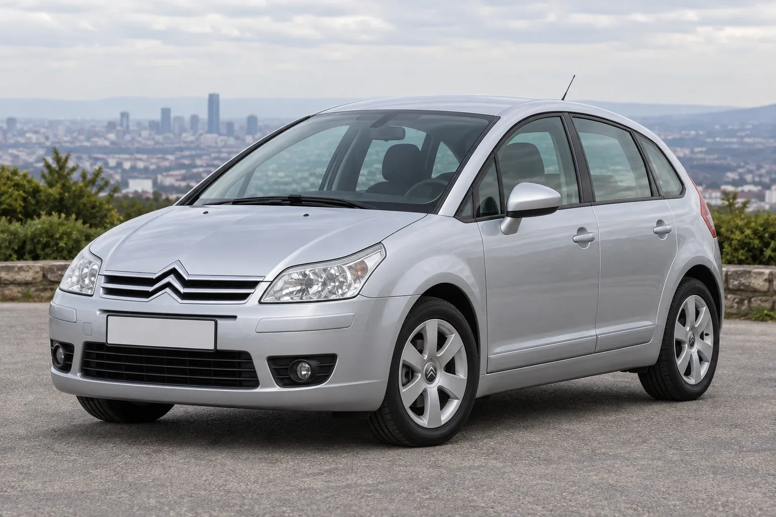 Citroën C4 — сгенерированная иллюстрация модели при дневном освещении