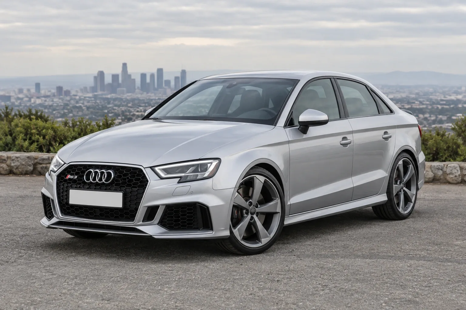 Audi RS3 2 / 8V — сгенерированная иллюстрация модели при дневном освещении