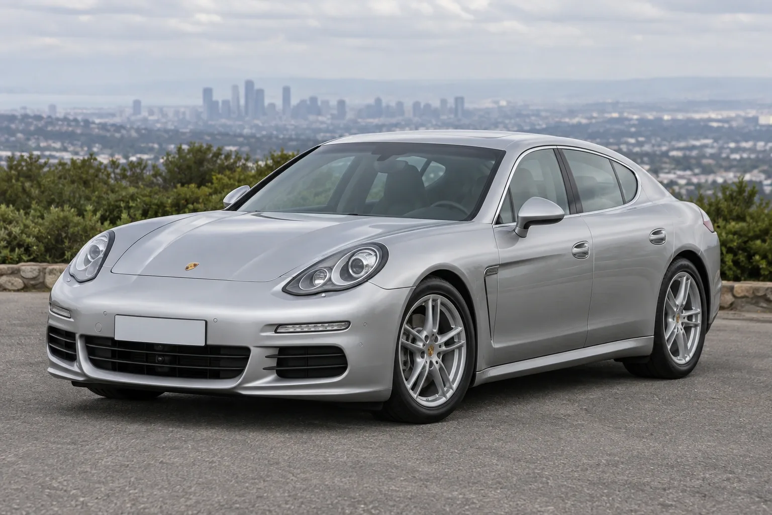 Porsche Panamera 1 / 970 — сгенерированная иллюстрация модели при дневном освещении