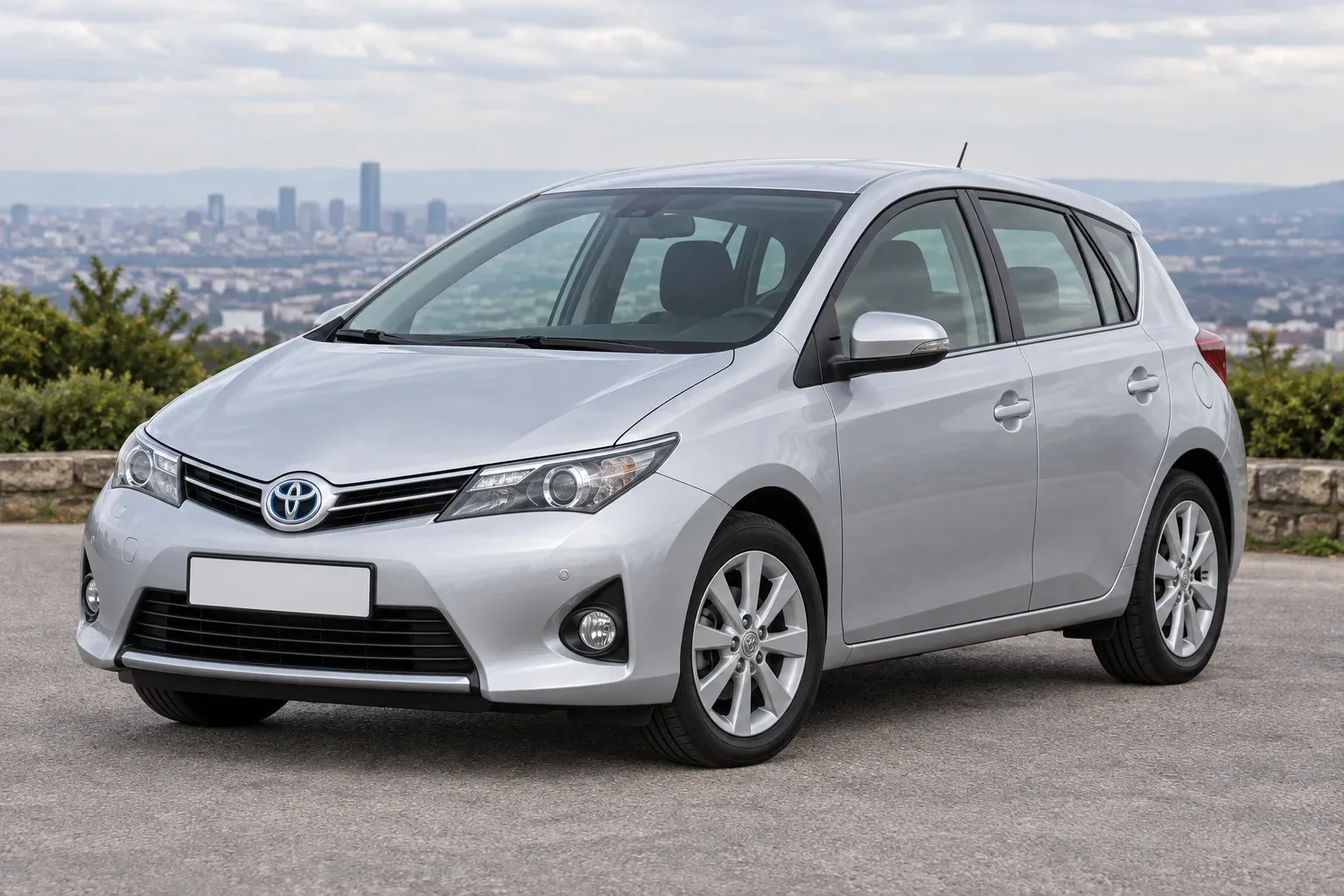 Toyota Auris 2 / E180 — сгенерированная иллюстрация модели при дневном освещении